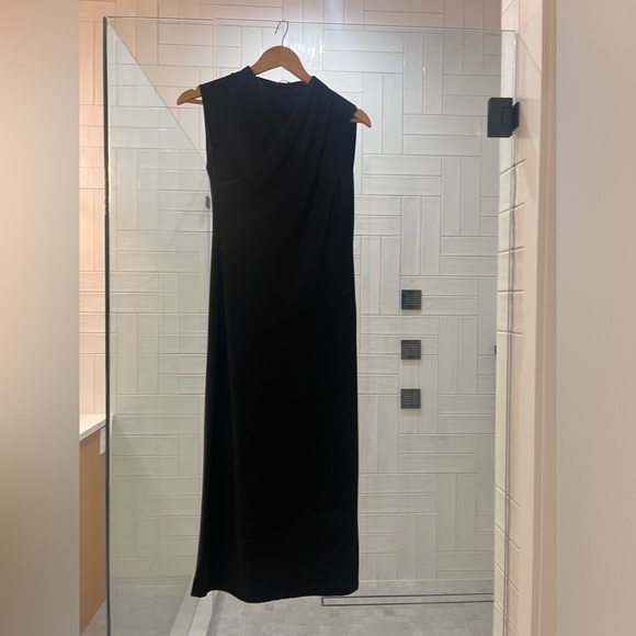 Zara dress - Picture 3 of 3